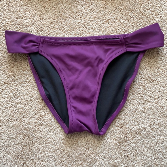 Victoria’s Secret Purple Bikini Top 34C Bottom Sm - Picture 2 of 12